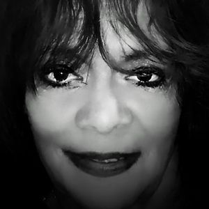 Meet your Posher, Beverly